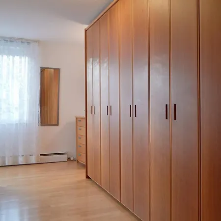 Schoener Wohnen Im Gruenen *